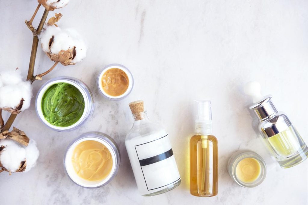 The Benefits of Using Natural Skincare Products for Your Skin